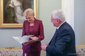 Spotkanie Pierwszej Damy Agaty Kornhauser-Duda z dyrektorem Centrum Zdrowia Dziecka 