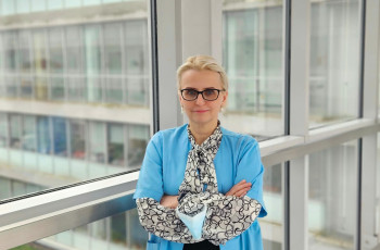 Prof. dr hab. Katarzyna Kotulska-Jóźwiak wyróżniona w konkursie  Kobieta Rynku Zdrowia 2024