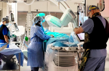 100 pacjentów leczonych na nowym angiografie w Pracowni Interwencji Sercowo-Naczyniowych