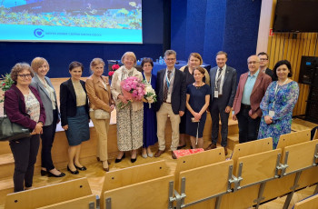 Podziękowania dla Pani Profesor Joanny Pawłowskiej za wieloletnie kierowanie Kliniką Gastroenterologii, Hepatologii, Zaburzeń Odżywiania i Pediatrii