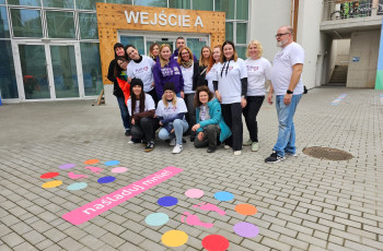 Nowa przestrzeń rekreacyjna przed Centrum Psychiatrii i Onkologii dla Dzieci i Młodzieży dzięki Wolontariuszom Play